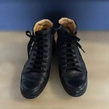 베네쉬 블랙 가죽 하이컷 부츠 24cm