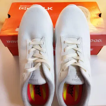 스케쳐스 고워크 퍼포먼스 스니커즈