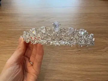 [ BRIDE ME ] 크리스탈 티아라와 펄 귀걸이 세트 + 펄 씰