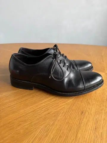 잘란 스리와야 5아이렛 캡토 드레스 슈즈 사이즈 8