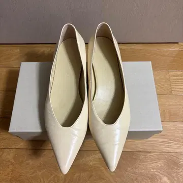 ODETTE E ODILE 크림색 24cm 펌프스