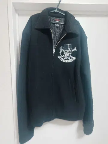 JUNKY'S PARADISE 스컬 자수 라이더 자켓