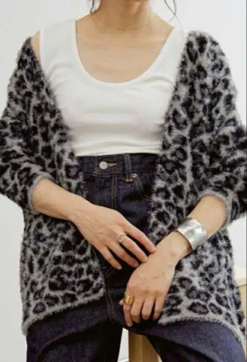 MADEMOISELLE ROPE' 레오파드 페더얀 롱 가디건