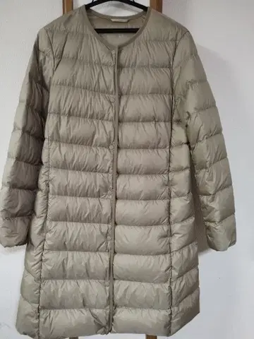 UNIQLO 울트라 라이트 다운 베이지 L