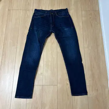 ZARA 다크 블루 슬림핏 데님 팬츠