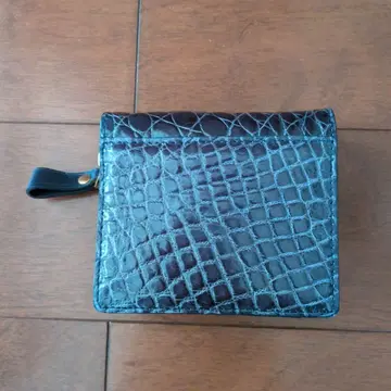 크로커다일 이단 접이식 지갑