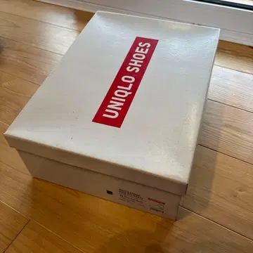 UNIQLO 네오 가죽 사이드 지퍼 부츠 26.0cm 블랙