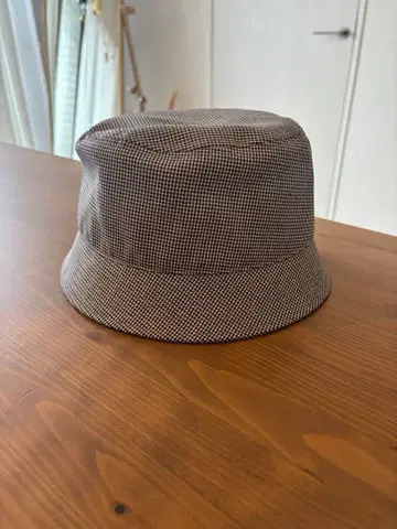 UNIVERSAL PRODUCTS 버킷햇 블랙 화이트 체크