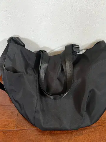 SNS에서도 인기인 조절 토트백