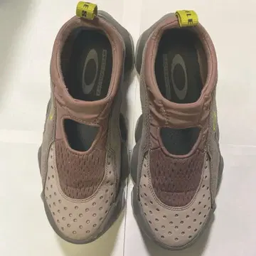 Oakley 스니커즈 브라운 그레이