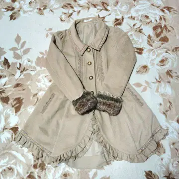 axes femme 베이지 소매 퍼 코트