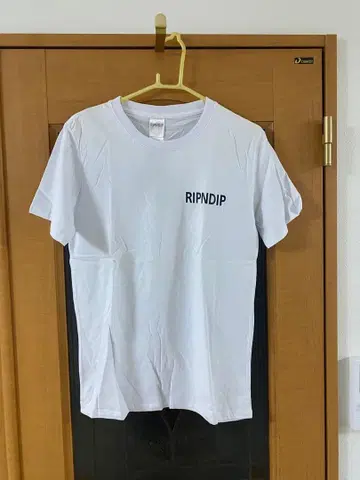 남성용 화이트 t셔츠 L 사이즈