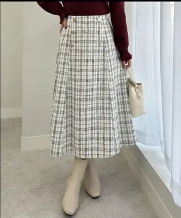 [ alotta ] 럭셔리 트위드 체크 플레어 스커트
