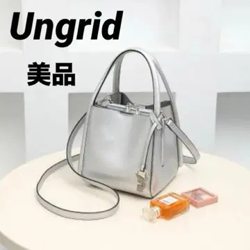 새상품급! ungrid 언그리드 양 아오리 포켓 플레이트 미니 숄더백