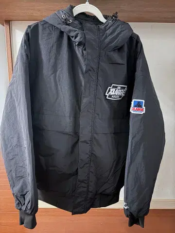 XLARGE 블랙 후드 부착 자켓