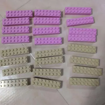 레고 블록 2 x 8 24개