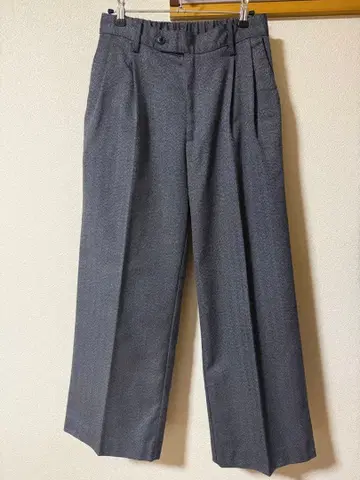 완판템 CALLNE 울 블렌드 헤링본 2턱 슬랙스 그레이