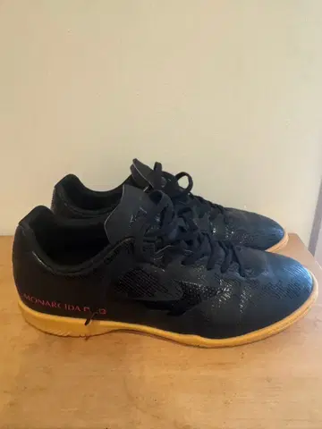 [ 새상품급 ] 25cm 미즈노 모나르시다 풋살화 와이드 실내