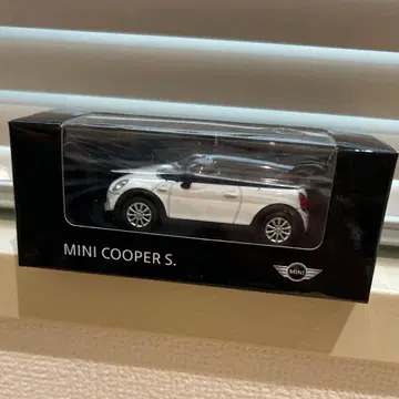 MINI COOPER S 컬렉터즈 모델 화이트