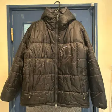 Patagonia 퍼프 자켓 다운 블랙