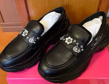 블랙 자수 슬립온 통굽