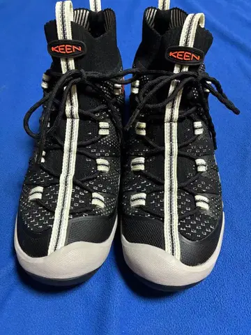 Xmas 세일 KEEN 트레킹 슈즈 26.5cm