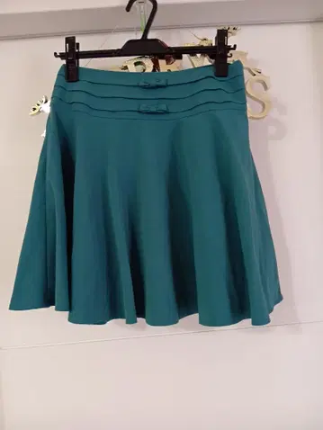 엘디 프라임 플레어 스커트 M 사이즈