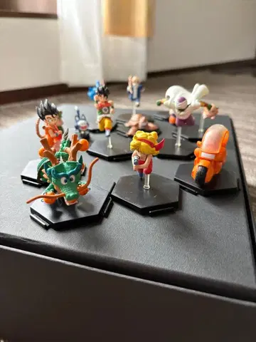 드래곤볼 코믹스 등표지 피규어 묶음 판매