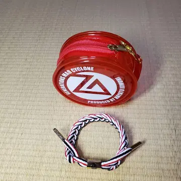 MAD CYCLONE 케이스 & 팔찌