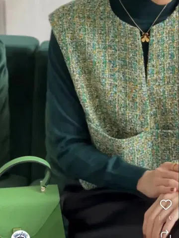 택 포함 새상품 세븐텐 Seventen 컴팩트 트위드 베스트 S