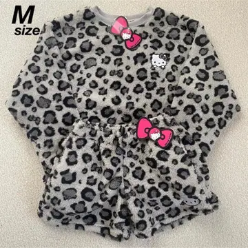 새상품 Sanrio 키티 레오파드 무늬 보들보들 셋업 룸웨어 M