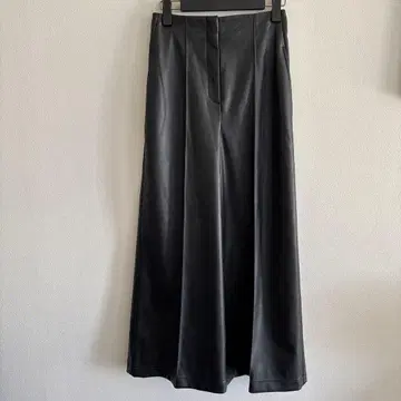 PLST 인조 가죽 스트레이트 팬츠 블랙 사이즈 XS~S