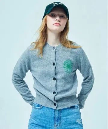 그레이 꽃 자수 가디건