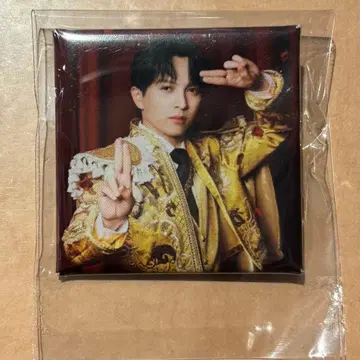 M!LK 캡슐 토이 요시다 진토 스키스기테 메츠 스퀘어 캔뱃지