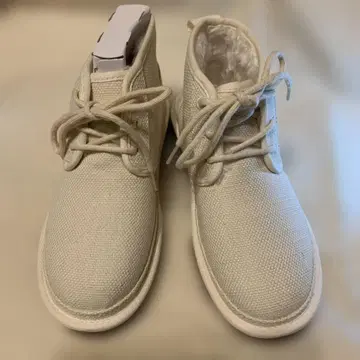 아이보리 캔버스 하이컷 부츠