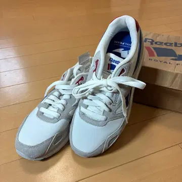 리복 스니커즈 화이트/그레이/레드