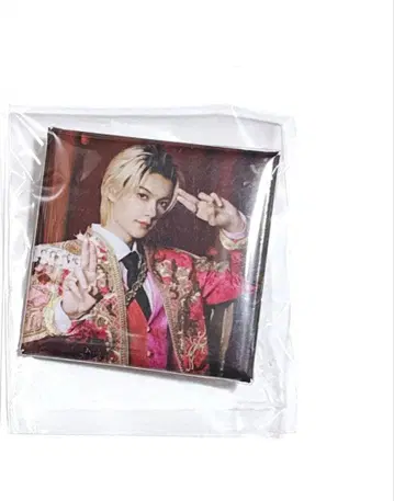 사노 하야토 POP UP EVENT 한정판 캡슐 토이 스퀘어 캔뱃지