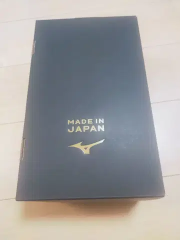 모렐리아 2 재팬 화이트 x 골드 26.5 미사용 새상품