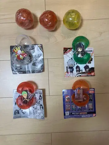 캡슐 토이 세트 미개봉 새상품 3점 미사용 새상품 4점 캡슐 포함