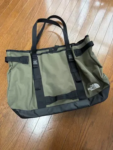 THE NORTH FACE NM82201 기어 토트