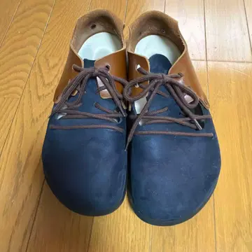 컨디션 최상 BIRKENSTOCK 가죽과 스웨이드 신발
