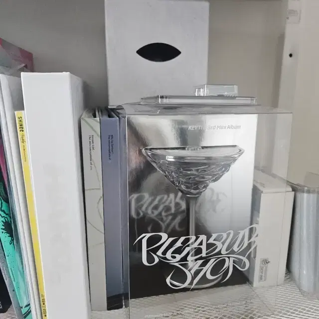 샤이니 키 Pleasure Shop 앨범 글래스 버전 개봉