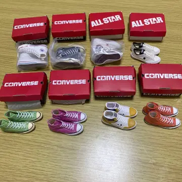 CONVERSE 미니어처 스니커즈 세트