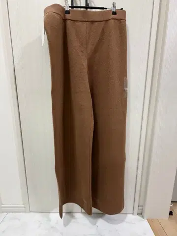 유니클로 워셔블 밀라노 리브 팬츠