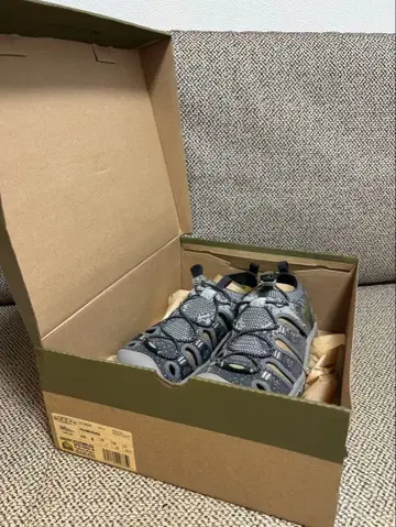 KEEN 스포츠 샌들 그레이 26.0 미사용 새상품 킨