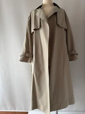 ICB 고급 레인보우 트렌치코트 클리닝 완료 새상품급