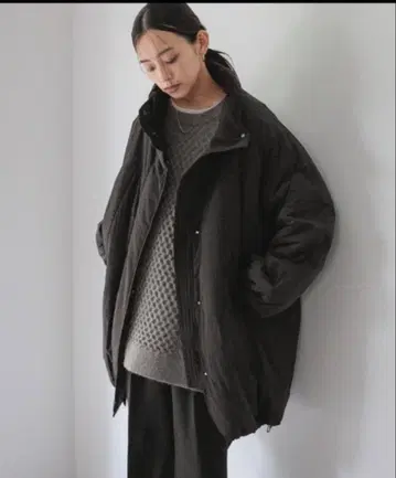 로리즈팜 몬스터 코트 블랙 이번 시즌 택 포함