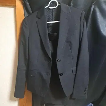 nline by noxomi 블랙스 카트 상하의 사이즈 9