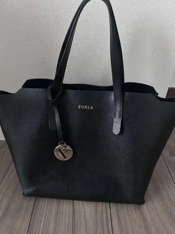 FURLA 블랙 토트백