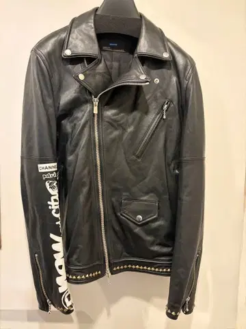 어택 더 마인드 세븐 페인트 스터드 램 가죽 더블 라이더스